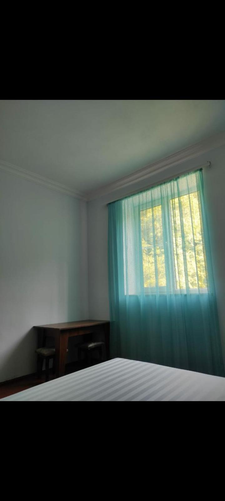Md House Hotel Idzjevan Buitenkant foto